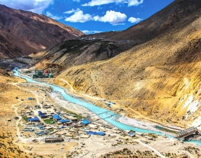 Hilsa Tibet Border